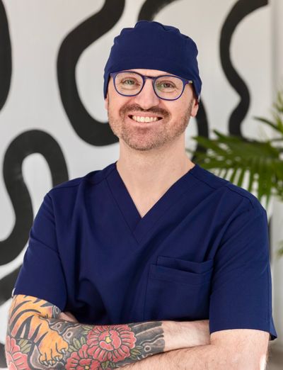 Dr Sam Holford